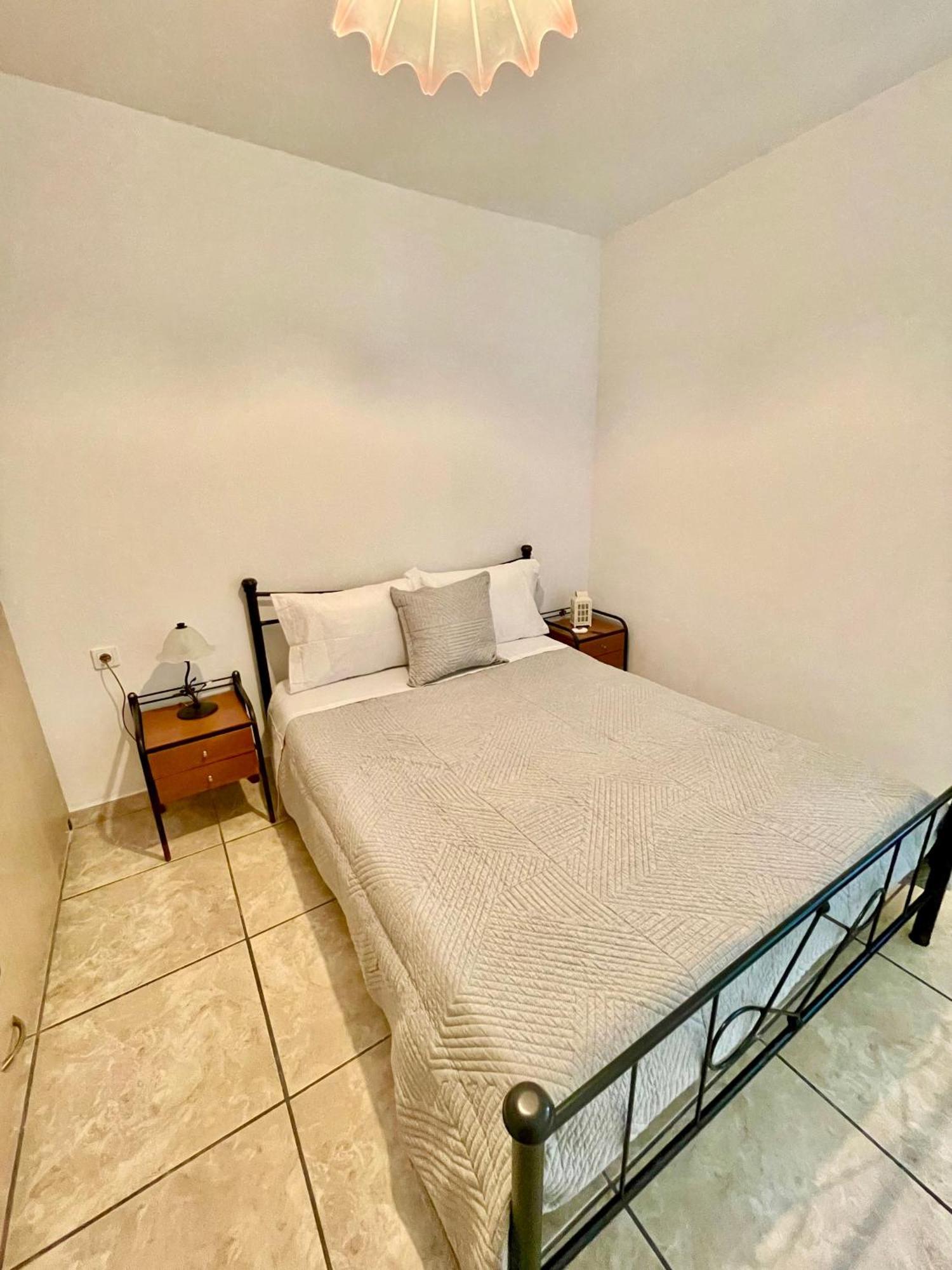 Apartment Terra Olivae Syros